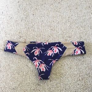 ACACIA Swimwear blue island orchid bottoms